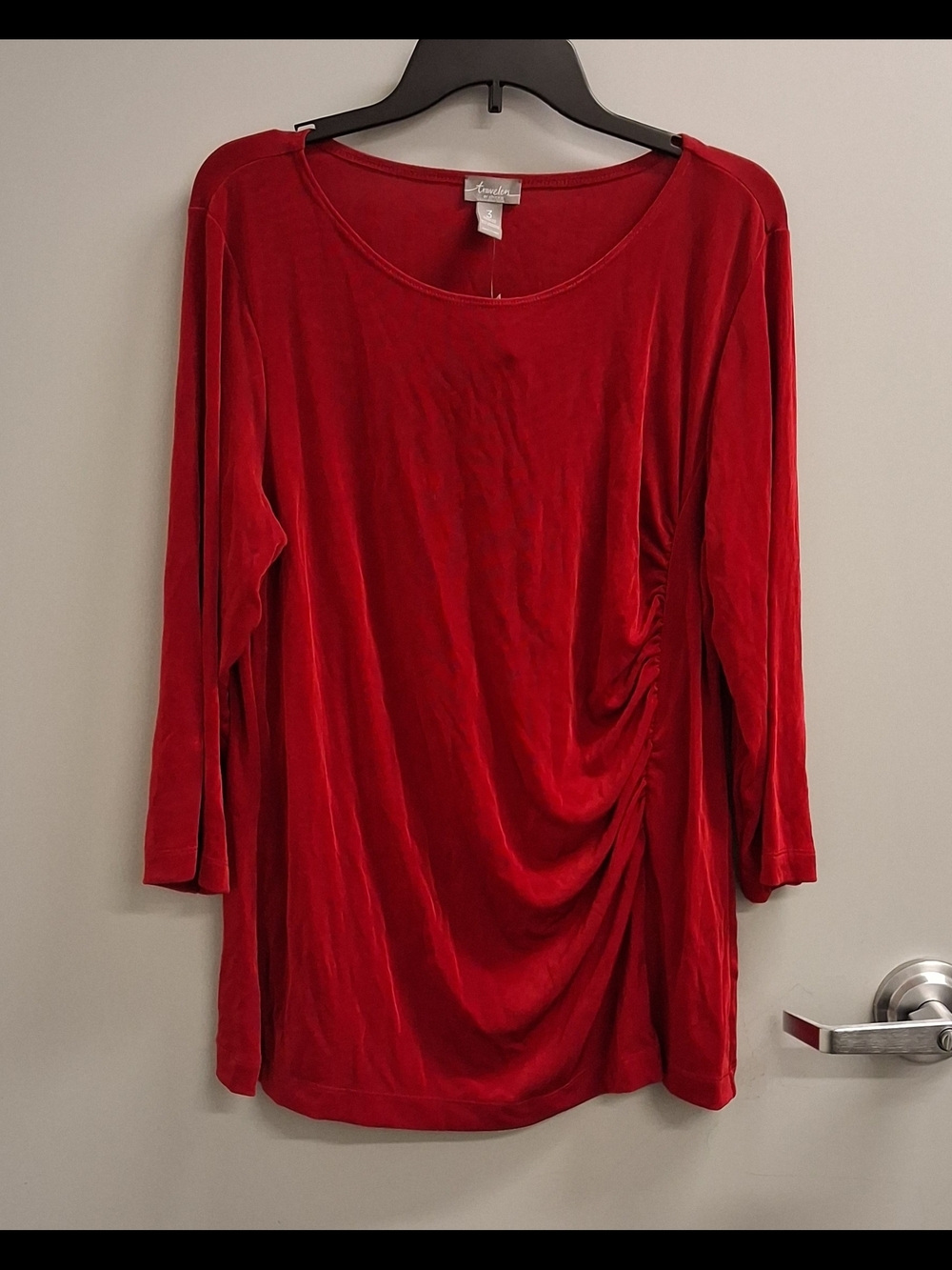 Chico's Travelers Red slinky Side-Ruched Long Sleeve Blouse, NWT SZ3
